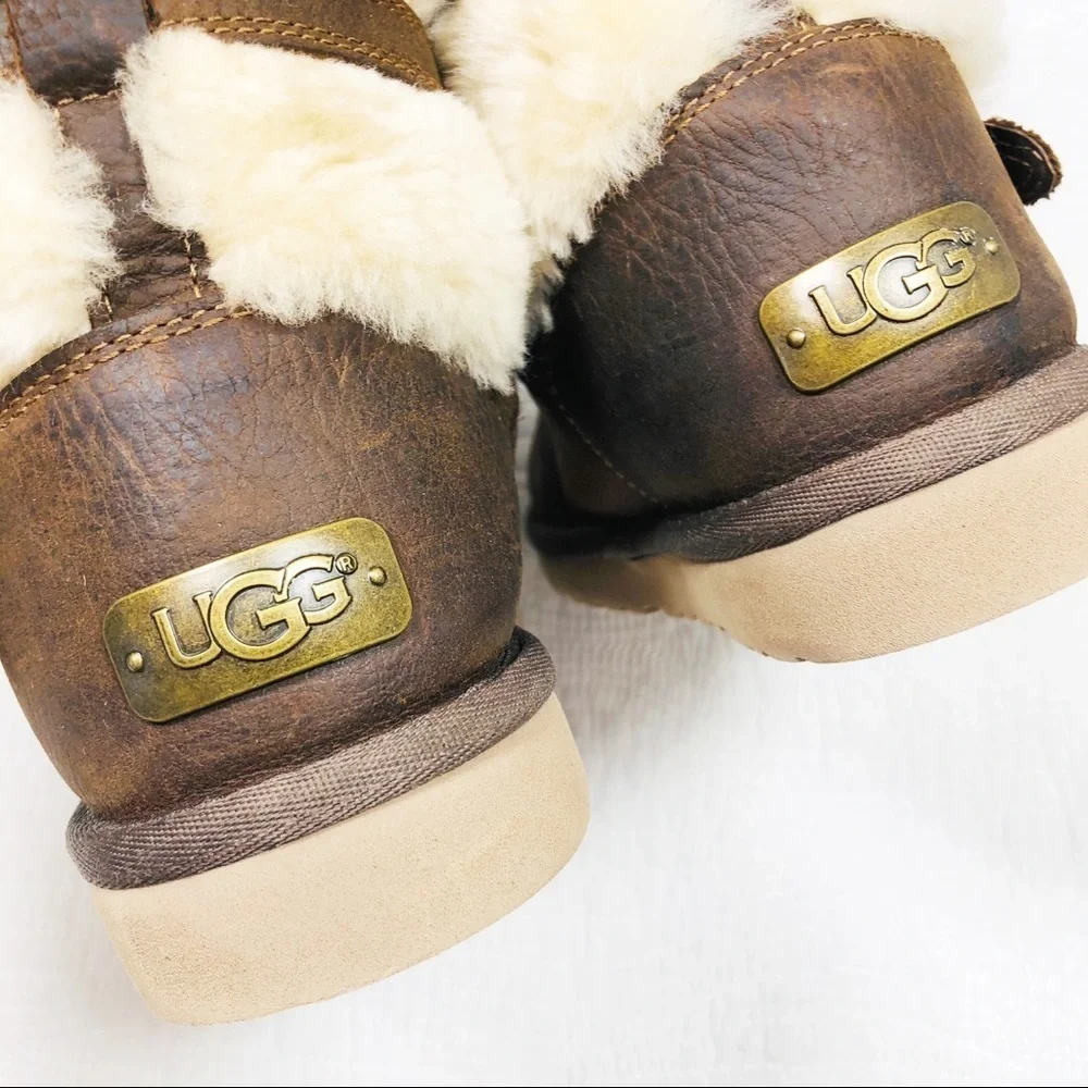 🔥Ugg brown sheepskin tall boots sz1 new no box